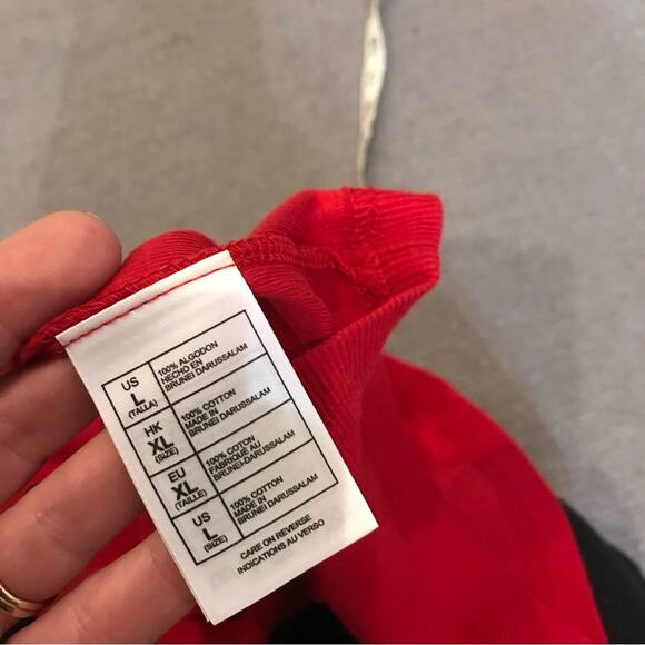 Disney Parks ribbed tank top with Mickey Mouse size XL new with tag - Picture 5 of 6